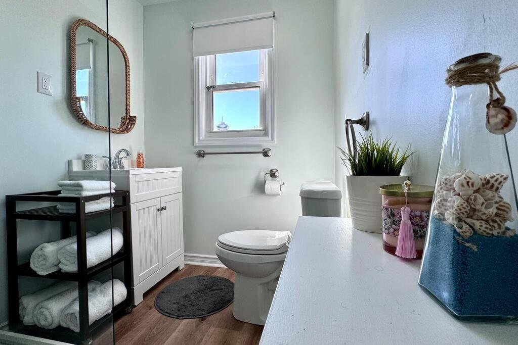 Near The Falls Two Bedroom - 5 Min Walk To Clifton Niagara-Fälle Exterior foto